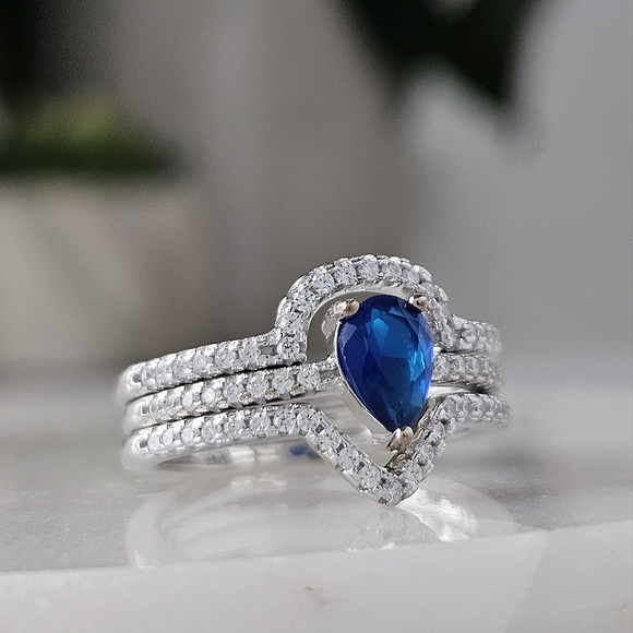 Blue Sapphire Gemstone ring set, size 7, 925 Sterling Silver Charmed Aroma - Picture 5 of 7